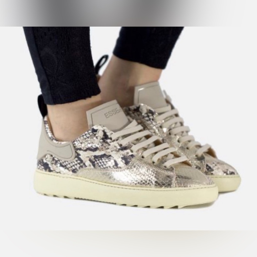 Esseutesse City Lamb Sneaker